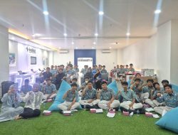 PT Telkom Indonesia Witel Jakarta Centrum Gelar Office Tour untuk Siswa SMK Hang Tuah