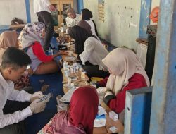 Saturday Happy & Healthy: Puluhan Anak Muda Melayani Kesehatan 300 Warga Surabaya
