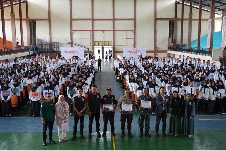 PKKMB ITH 2025 Tanamkan Nilai CINTA sebagai Bekal Generasi Muda