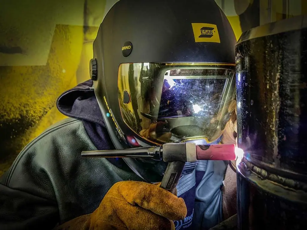 Blowpipe Comet 3 CIGWELD dan Cable Connector CIGWELD: Solusi Peralatan Las Profesional untuk Industri Modern