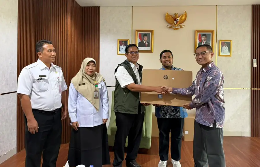 Bantuan PC All in One kepada SMKN 53 dan SMKN 42 Jakarta Barat