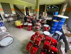 Jual Alat Drumband: Panduan Lengkap Memilih Peralatan Berkualitas untuk Sekolah, Komunitas, dan Marching Band