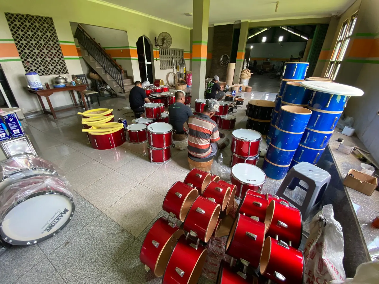 Jual Alat Drumband: Panduan Lengkap Memilih Peralatan Berkualitas untuk Sekolah, Komunitas, dan Marching Band